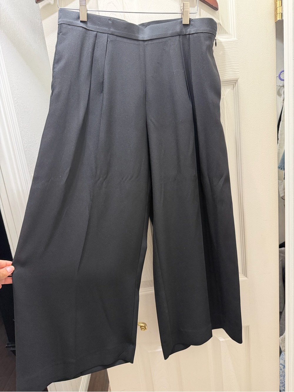 Banana Republic Black Cropped Wide-Leg Pants